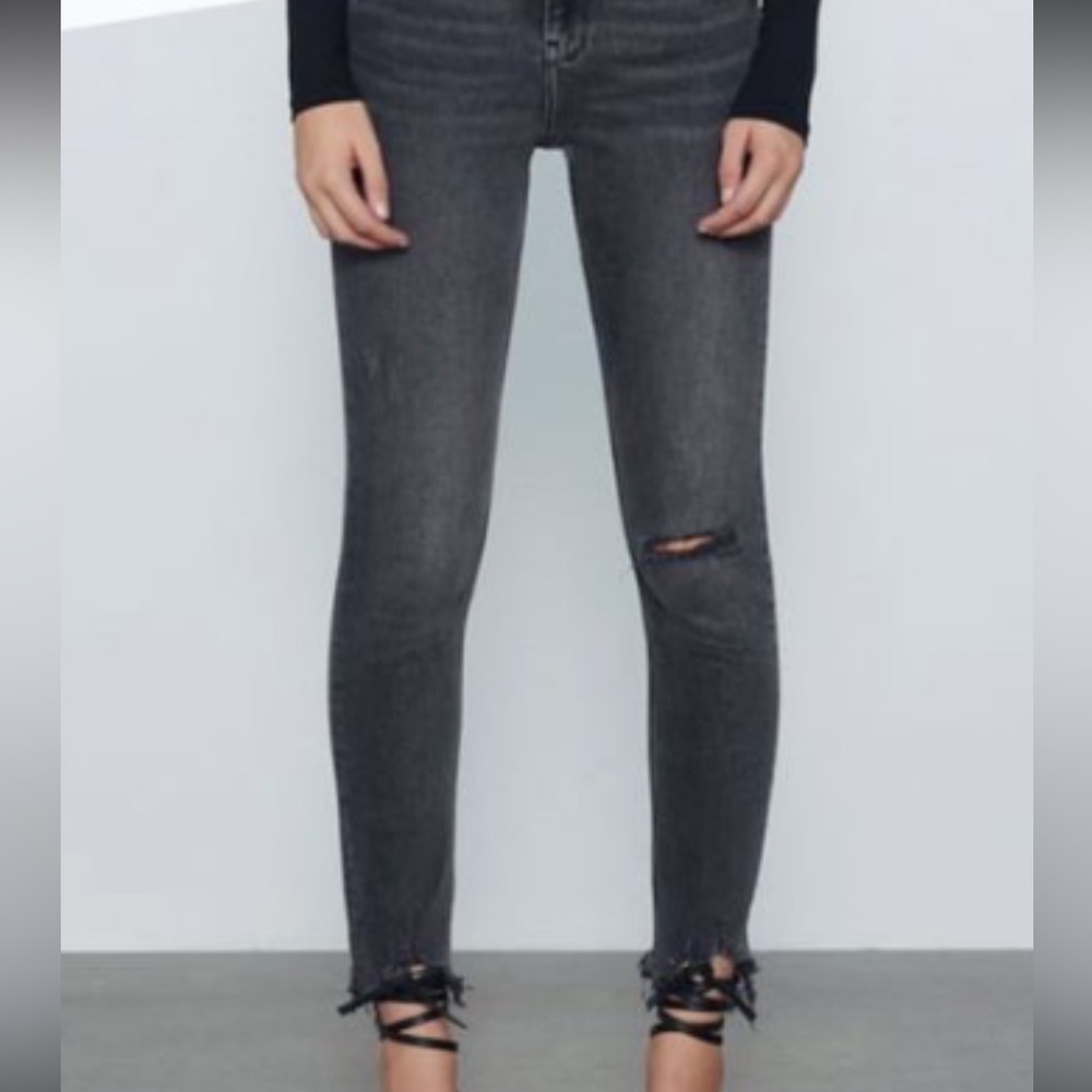 EUC Zara Sculpt Black Denim